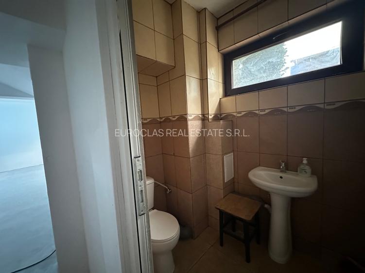 Spatiu comercial 130 mp - demisol - Faleza Nord - 122.000 euro   (Cod E8) - 14
