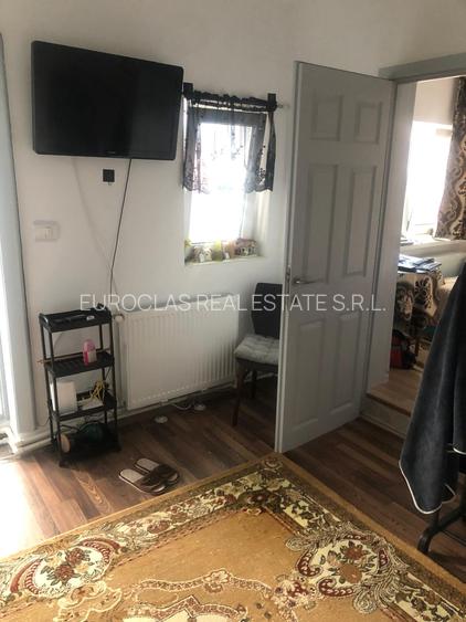 Casa 3 camere - zona Bratianu/2 cocosi - 84.900 euro (Cod E2+E7) - 13
