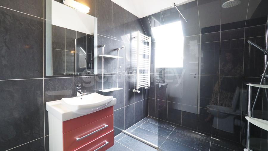 Vilă cu 7 camere si piscina exclusiva langa British School - 27