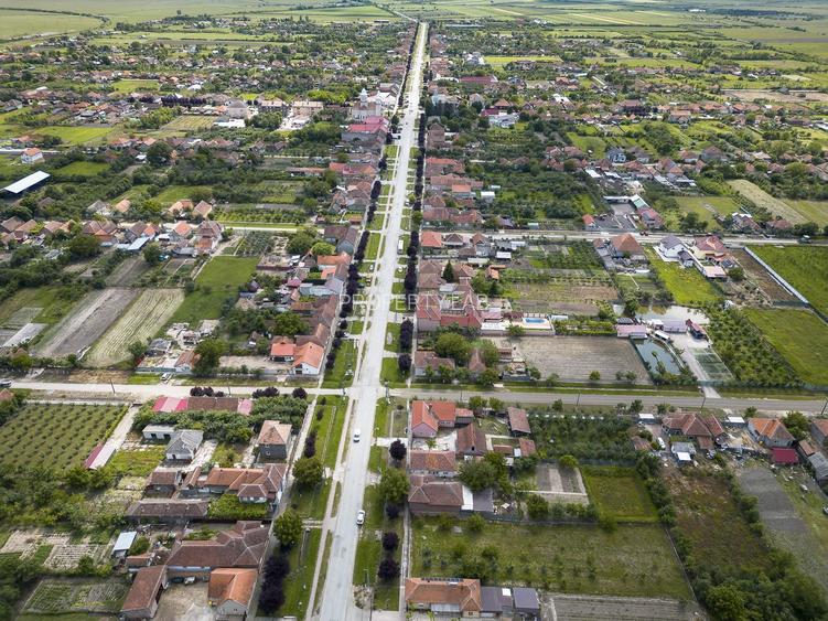 Teren intravilan in comuna Cermei - 10