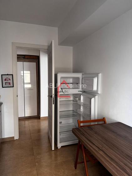 Apartament cu 2 camere, Decomandat, bloc nou, parcare - 14
