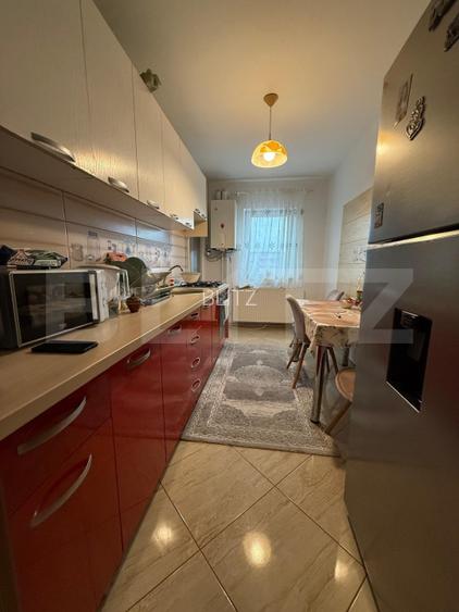 Apartament 2 camere, decomandat, etaj intermediar, parcare, zona linistita - 4