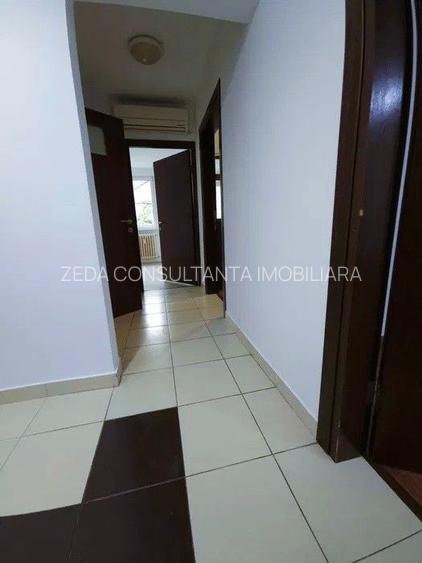 Apartament 3 camere decomandat-Titan-1 Decembrie 1918 - 6