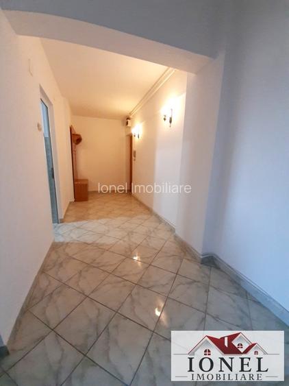 Apartament trei camere decomandat de vanzare in Centru, Alba Iulia - 4