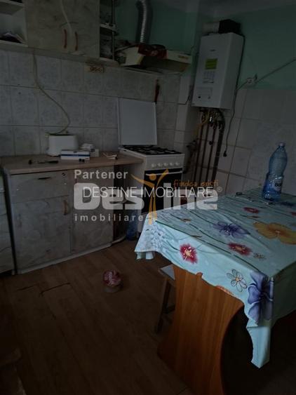 Teren situat în intravilan ul comunei Brazi, 1257 mp, construcție demolabila - 11