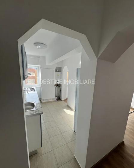 Apartament cu 2 camere 60 mp, etaj intermediar, situat pe Bulevardul Grivitei  - 6