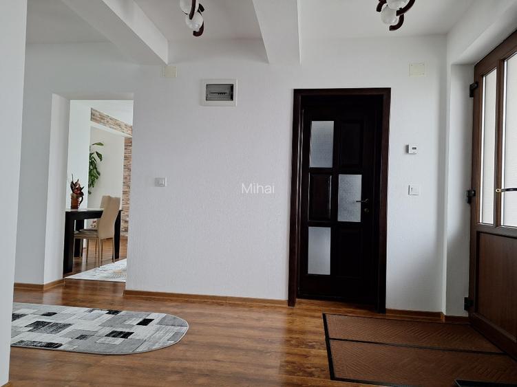 Casă P+M la cheie cu garaj  - 6