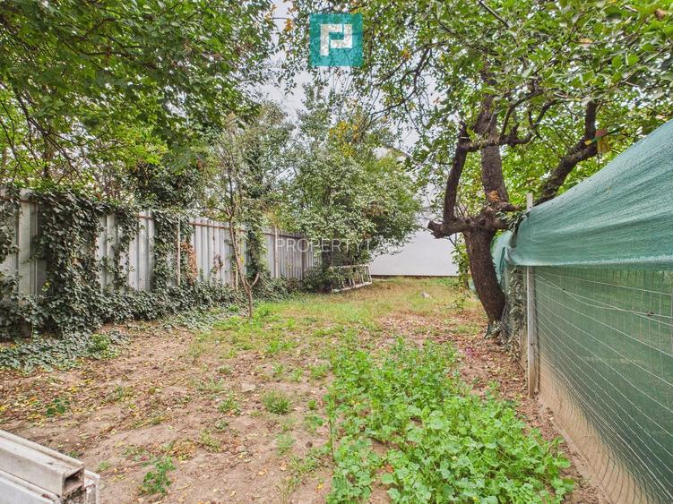 Casă 2 camere + anexe, teren 234 mp. - 8