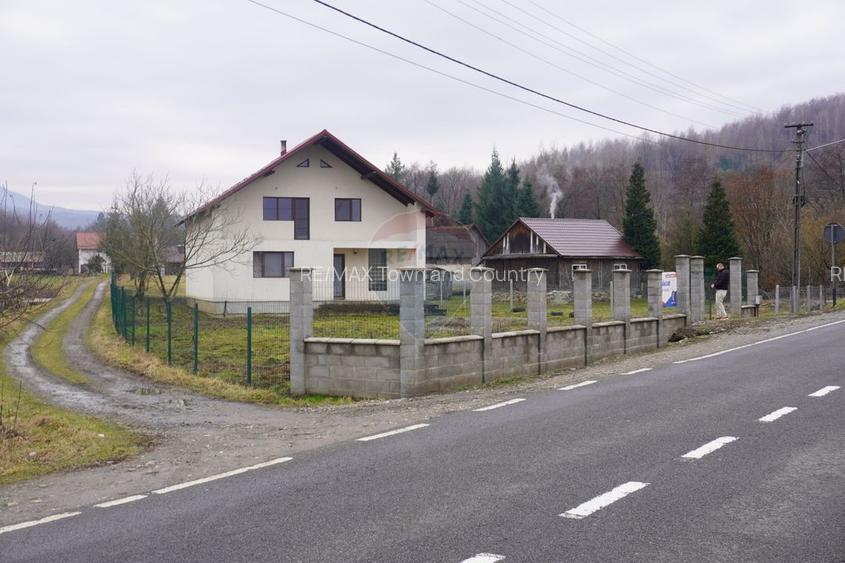 Casă cu 5 camere de vânzare în Piatra, Maramureș - 12