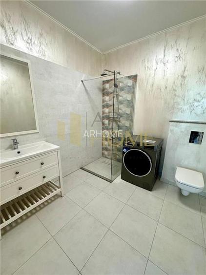 Vanzare apartament 3 camere, 2 locuri parcare, in Ploiesti, zona 9Mai - 15