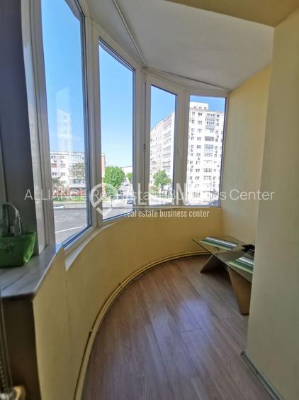 De vânzare apartament Zona Casa de Cultură, Bd. 1 Decembrie 1918 - 7