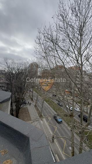 3 Camere Decomandat + uscător + boxă Capitol 3 balcoane centrala gaz 2 bai  A/C - 28