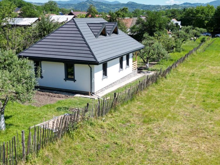 Casa munteneasca de vanzare - 4