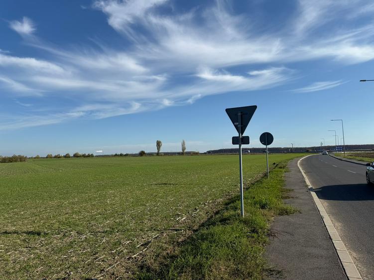 Teren Intravilan Branesti 4500mp Acces Asfalt si A2-deschidere 22ml