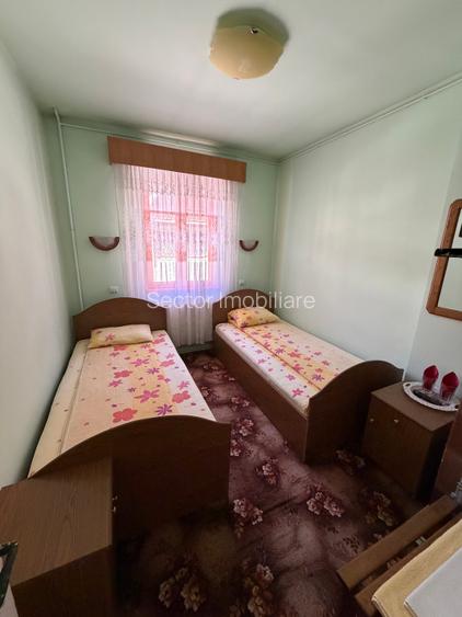 Vilă istorică de vânzare Castel Aura Buzescu Bușteni str. Victoriei nr. 11