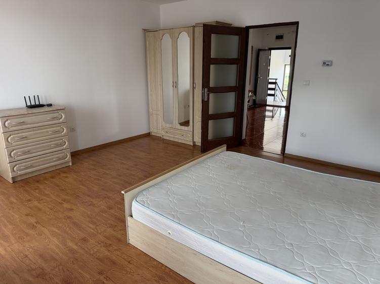 Apartament spatios 3 camere balcon parcare Shopping City