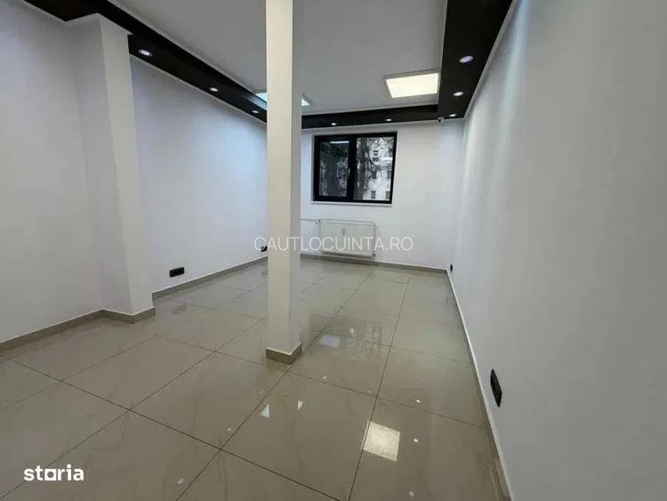 Spatiu Comercial/ Stradal/ Vitrina/ Metrou Brancusi - 2