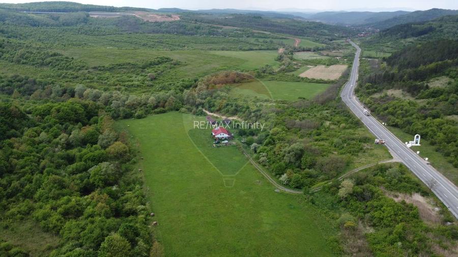 Proprietate OFF-GRID 5,76 Ha. Casa tradiționala lemn. Limită Cluj - 30