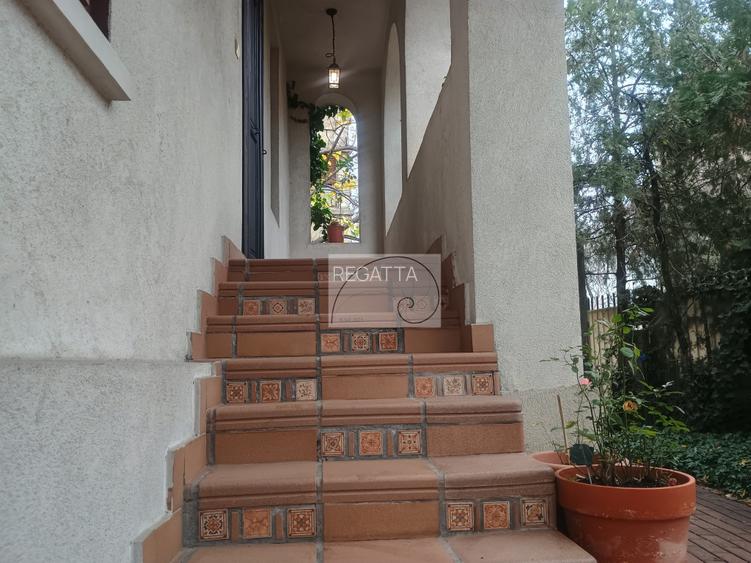 Duplex in villa - etaj plus mansarda - Foisorul de foc - 43