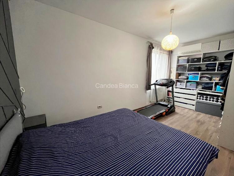 Vand ½ duplex in Ghiroda, 4 Camere, zona excelenta, 2 Locuri de Parcare, AC - 5