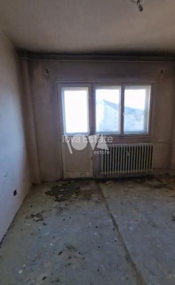 De vânzare: ap. 4 camere decomandat - necesită renovare - Tineretului - 3