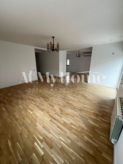 VILA INDIVIDUALA RENOVATA RECENT 600MP TEREN // 7 CAMERE- PIPERA - 7