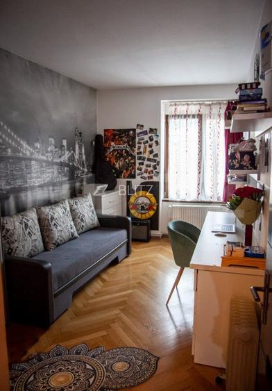 Apartament in vila, 80mp  loc parcare, mobilat, zona Centru Istoric 530 mp curte - 5