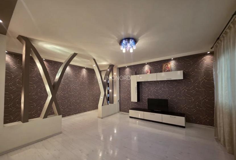 Vânzare apartament de 3 camere Drumul Taberei- Parc Moghioros - 2