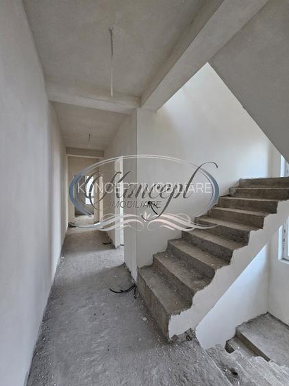 Duplex cu arhitectura moderna si curte privata in Floresti - 14