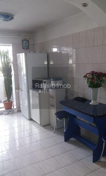 Apartament 3 camere, decomandat, Piata Rahova - 4