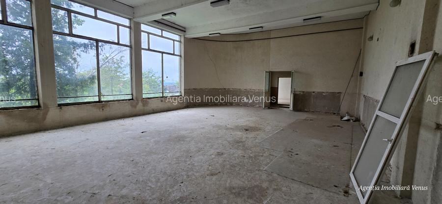 Constructii la strada in Cucorani pe 1 ha de teren - 7