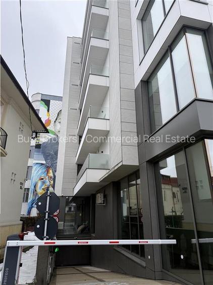 Spatii Birouri - 380 mp - zona centrala - 17