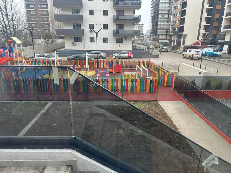 Spatiu Comercial - Zona dens populata, Berceni, Sector 4 - 17