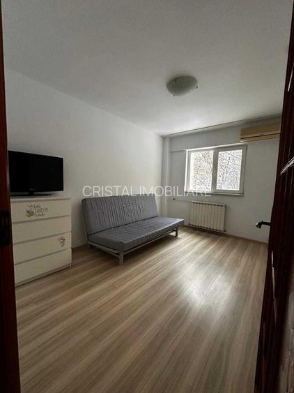 De închiriat apartament 3 camere Tineretului - 2