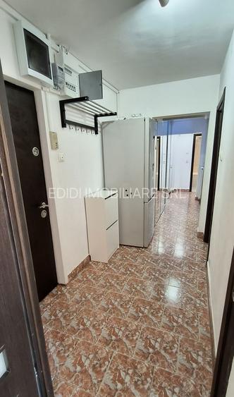 3 camere decomandat Valea Ialomitei, 2 bai, 1979, reabilitat, centrala proprie - 10