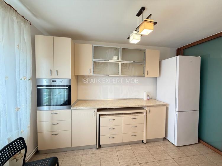 Apartament 3 camere, spațios, zona Sala Sporturilor, Ploiești - 4