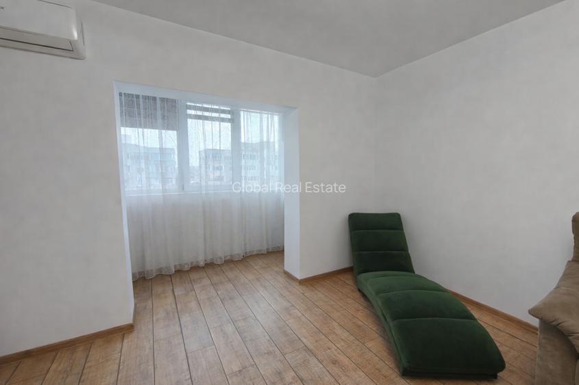 3 Camere Decomandat Zona Academia Mircea Cel Bătrân - 4