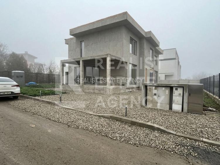 Casă P+1, 315 m² utili | Teren 1.530 m² | Pe malul lacului Ostratu - 3