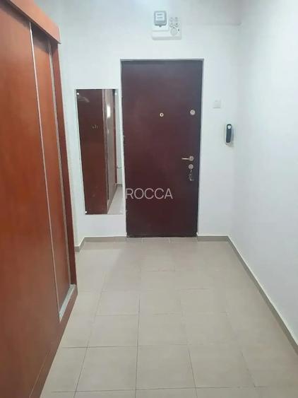 2 camere decomandat 60 mp – 1 Decembrie 1918, balcon, etaj 4/10, 2 min metrou - 9