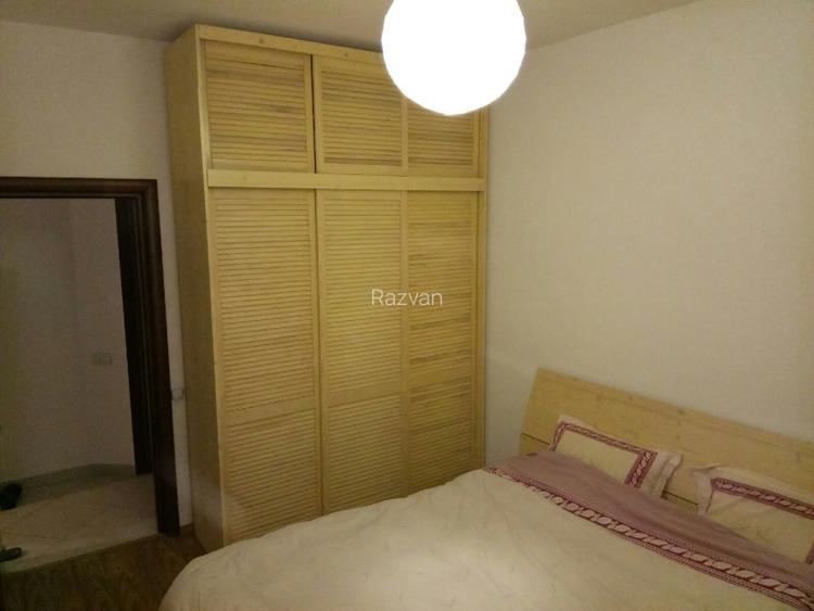 Vand apartament 3 camere Damaroaia Jiului zona linistita - 11