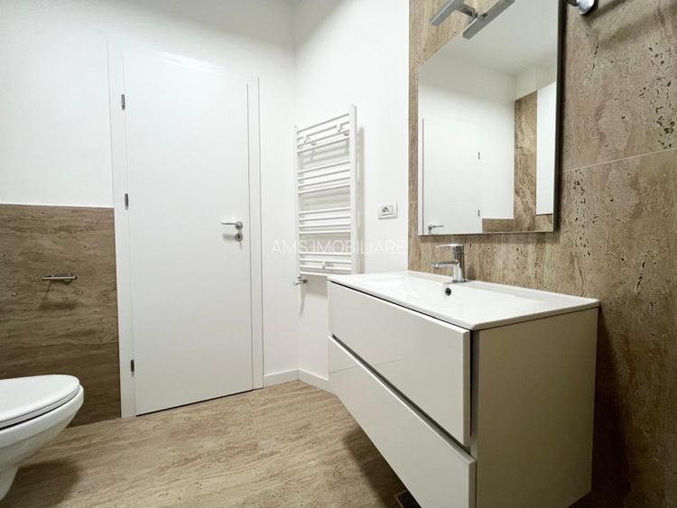 DEOSEBIT / SPATII GENEROASE / POSIBILITATE LOC PARCARE - 22