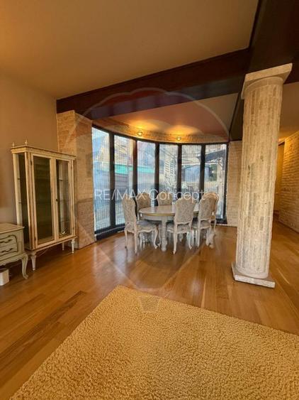 Casă / Vilă de închiriat în Gruia - 6