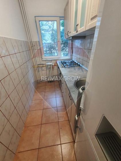 Apartament 3 camere de vanzare zona Orizont. Etaj 1 - 4