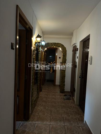 Apartament cu 2 camere și balcon Nicolina 55mp - 10