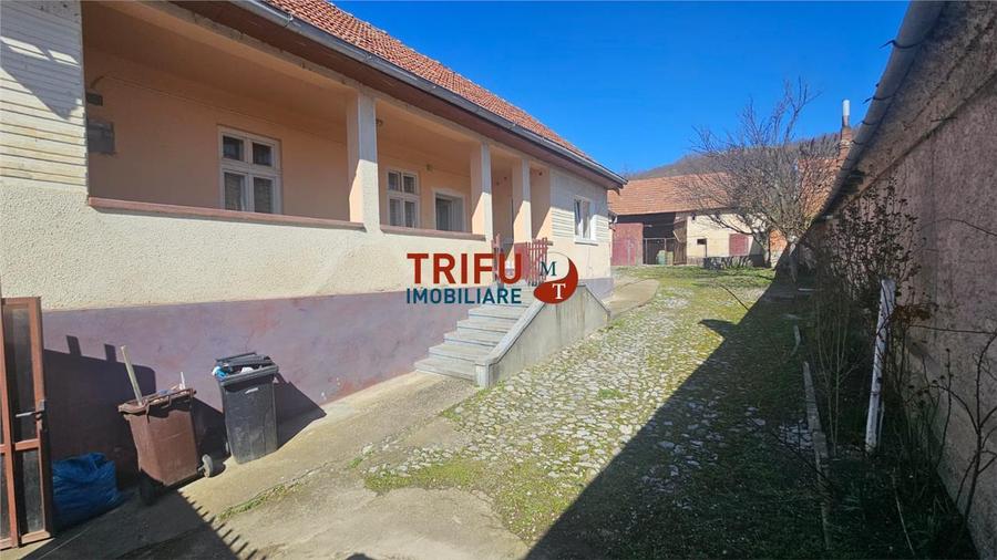 Casa de vanzare in Bucerdea Vinoasa cu teren de 2084 mp