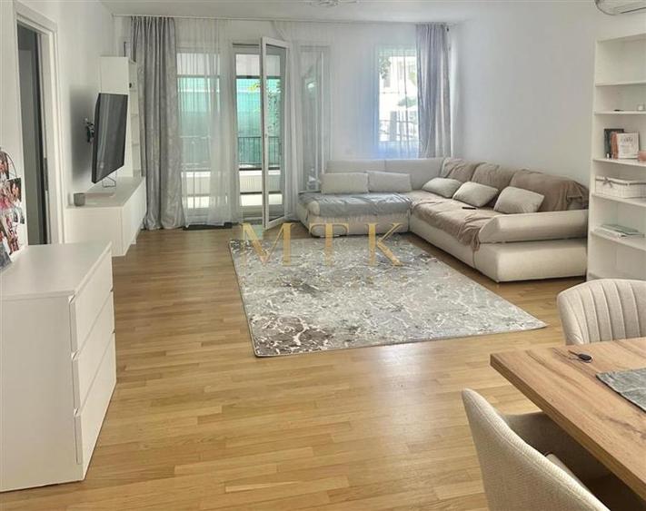 Apartament 3 camere lux I  Herastrau I Curte proprie 81MP