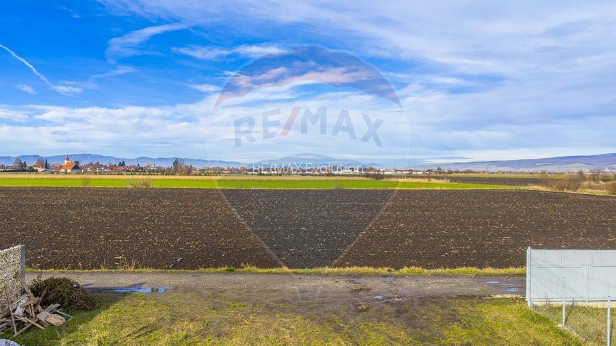 Teren intravilan 800mp Bod / Strada Iasomiei/ zona agrement Cismasu! - 13