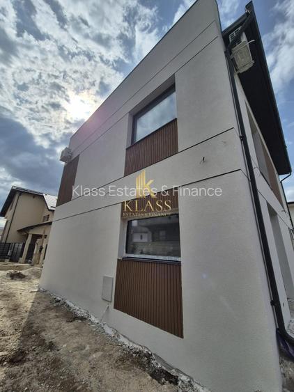 Vila 4 camere Tunari de vanzare - 9