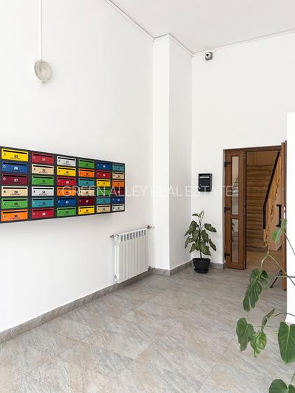 APARTAMENT CURAT COMPLET MOBILAT SI UTILAT AFLAT PE BULEVARDUL UNIRII - 40