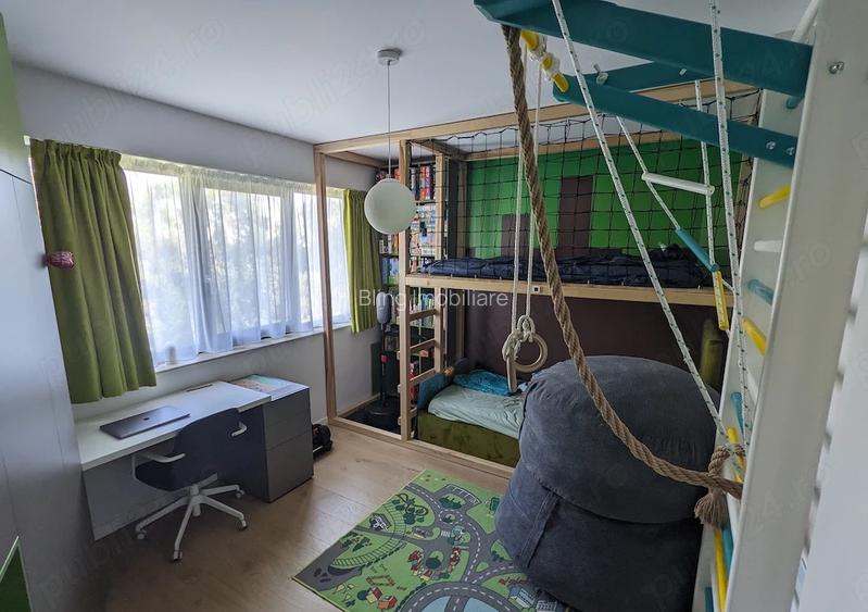 Duplex la cheie cu 4 camere, 137 mp plus 258 mp teren, parcare, zona Macesului - 7